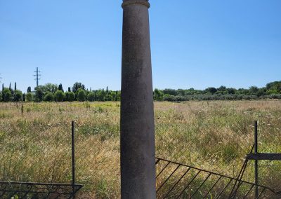 Colonne à Grimaud